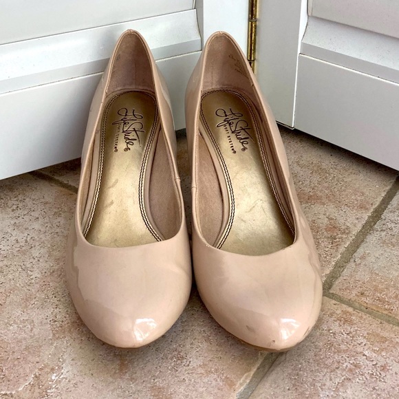 Nude heels - Picture 2 of 3